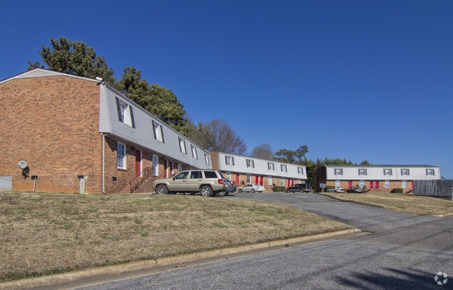 Photo - Windsong Apartments