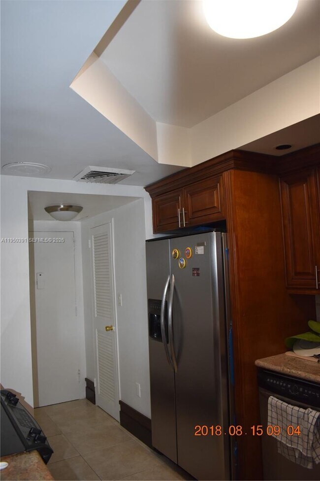 Photo - 5255 Collins Ave Unit 4F