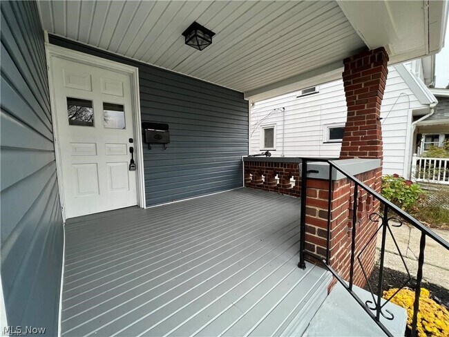 Photo - 3569 W 147th St