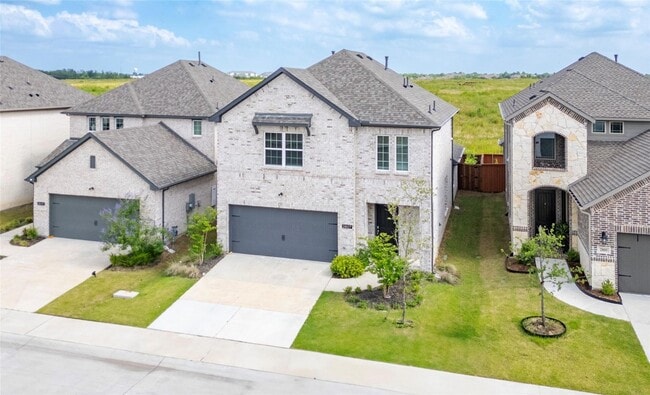 Photo - 2807 Woodland Ct