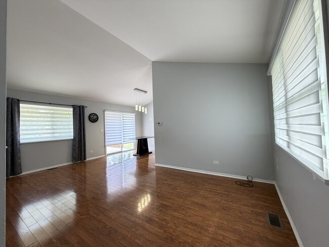 Photo - 1900 Stanford Dr