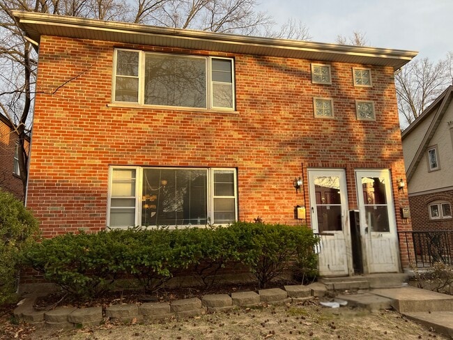 Photo - 1104 Ralph Ter