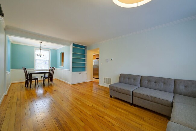 Photo - Updated 1BR in Iconic McLean Gardens is the Urban Retreat You've Been Looking For!
