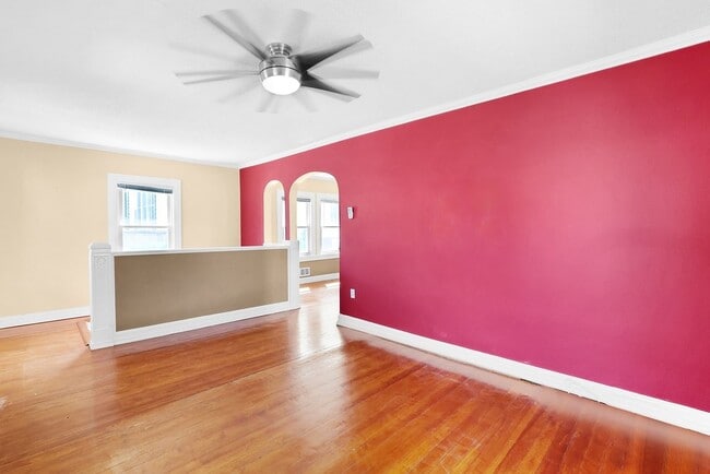 Photo - 2712 1st St S