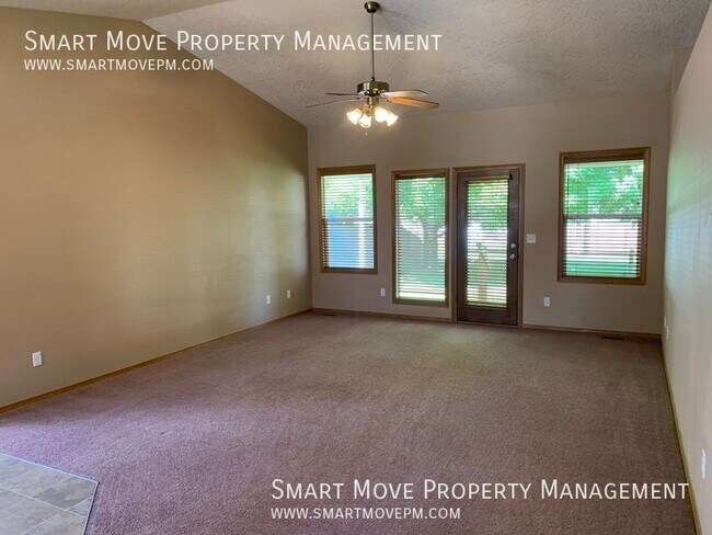 Photo - 2593 N Ridgebury Way