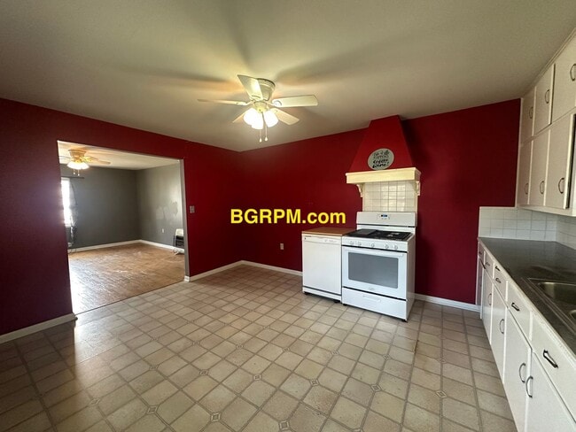 Photo - Beebe home