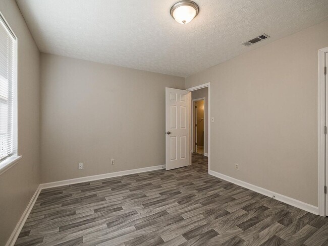 Photo - 151 Massey Ln Unit 151