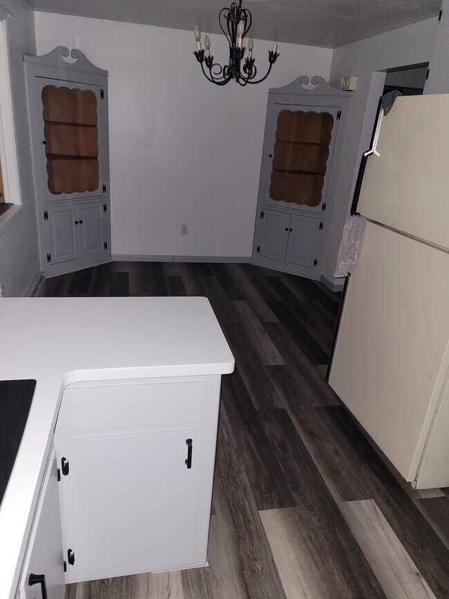 Kitchen 2 - 194 11th Ave Unit 2