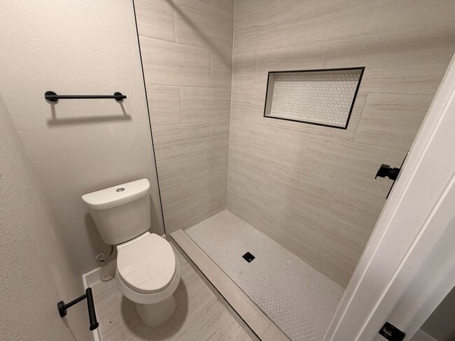 Photo - 16603 Sentinel Dr