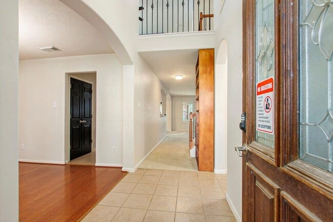 Photo - 22110 Field Green Dr