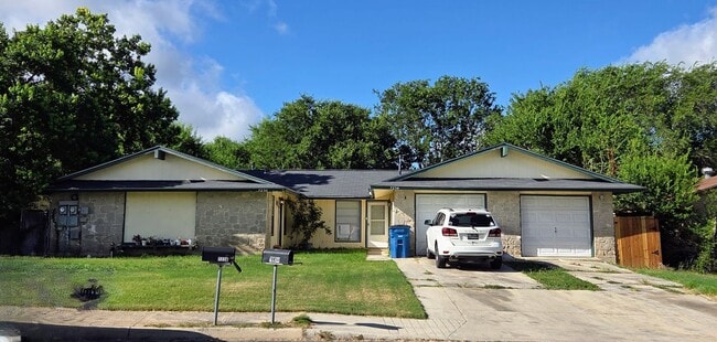Building Photo - Northeast San Antonio 2 Bedroom 1 Bath Duplex Rental