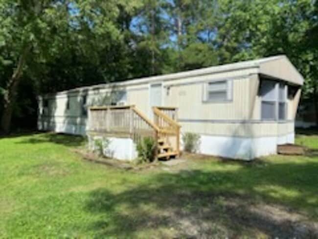 Newly Remodeled Trailer - Close to New Riv... - Newly Remodeled Trailer - Close to New Riv... House