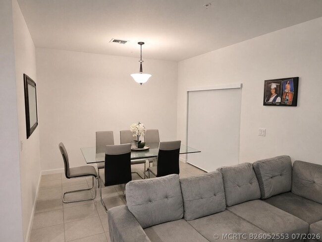 Photo - 237 SW 159th Way