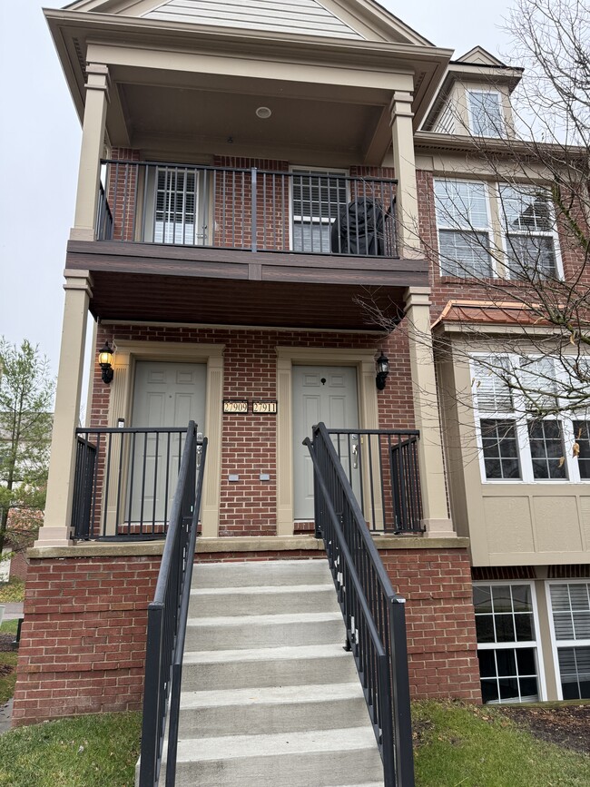 Photo - 27911 Hopkins Dr Townhome