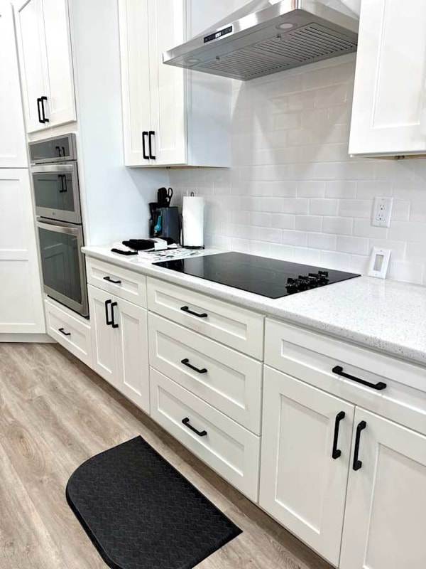 Photo - 550 Battle Ave