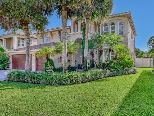 Building Photo - 2227 Ridgewood Cir