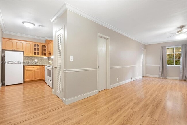 Photo - 2424 SE 17th St Unidad 207B