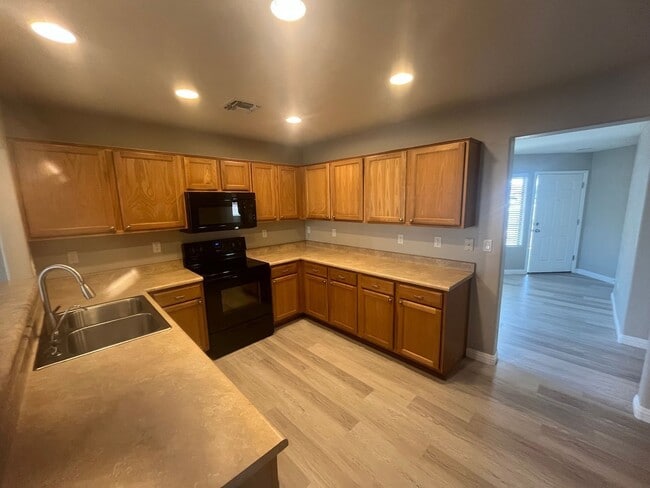 Photo - 86 N 238th Ln Casa