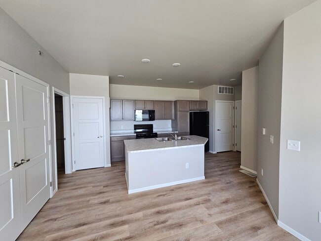 Photo - Mary's Heights Apartments