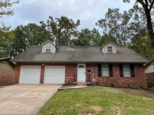 Building Photo - Call 501-404-4774 To Schedule Your Showing... Rental