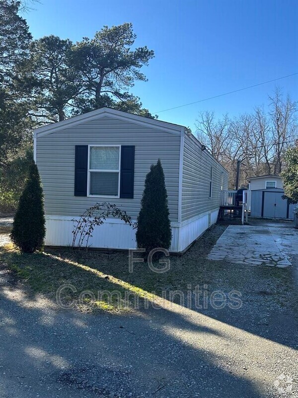 Building Photo - 627 Quick Silver Cir Rental