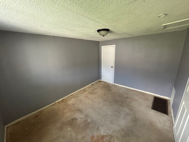 Photo - 118 Elgin St