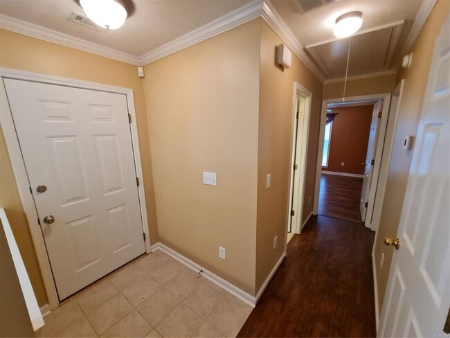 Photo - 1576 Hallwood Ln