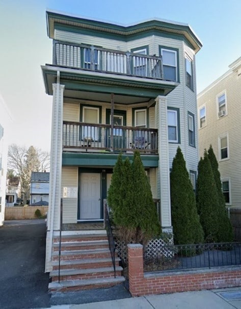 Building Photo - 34 Wentworth St Unit 1