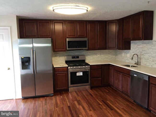 Photo - 30 Blackfoot Ct