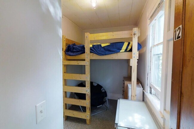 Photo - 306 N State St