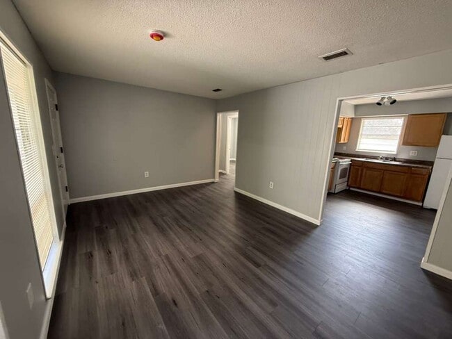 Photo - Mulberry Terrace Apartments Unit 104