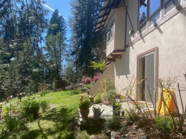 Photo - 14200 Tahoe View Dr Unit 1