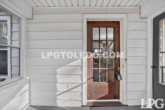 Photo - 4452 Pennfield Rd