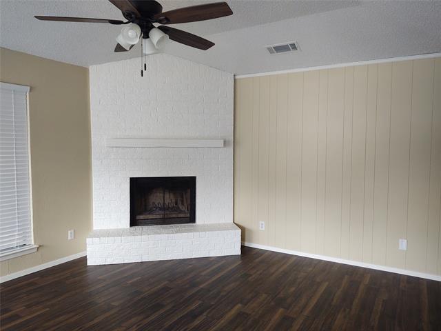 Photo - 815 Windcrest Dr