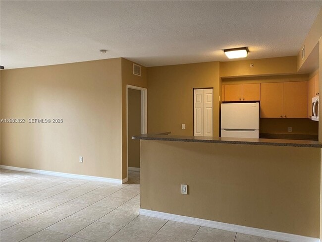 Photo - 8060 N Nob Hill Rd Unit 203