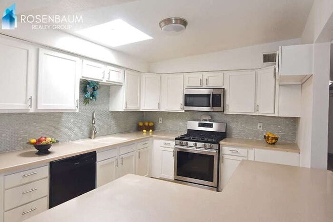 Photo - Charming 3-beds, 2-baths brick home with Rent-to-Own in Tucson!
