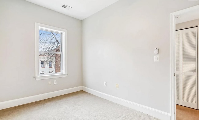 Photo - 1610 4th St NW