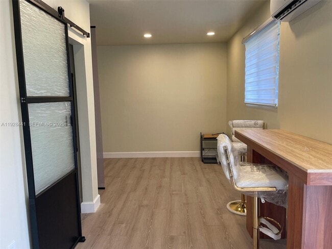 Photo - 14121 Kendale Lakes Blvd Unidad 14121