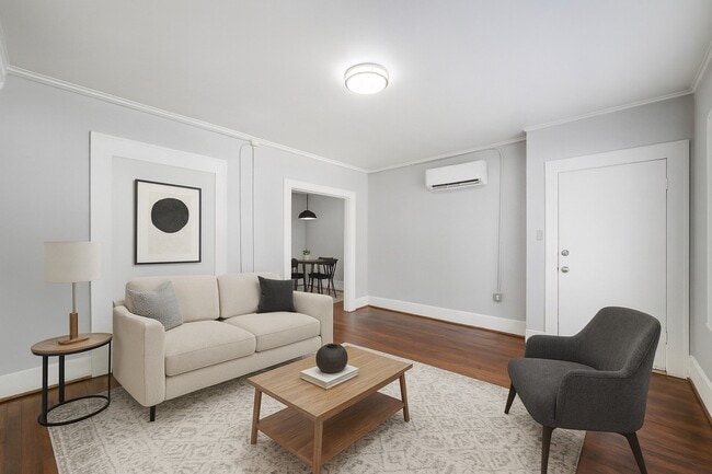 Photo - 2411 Dunlavy St