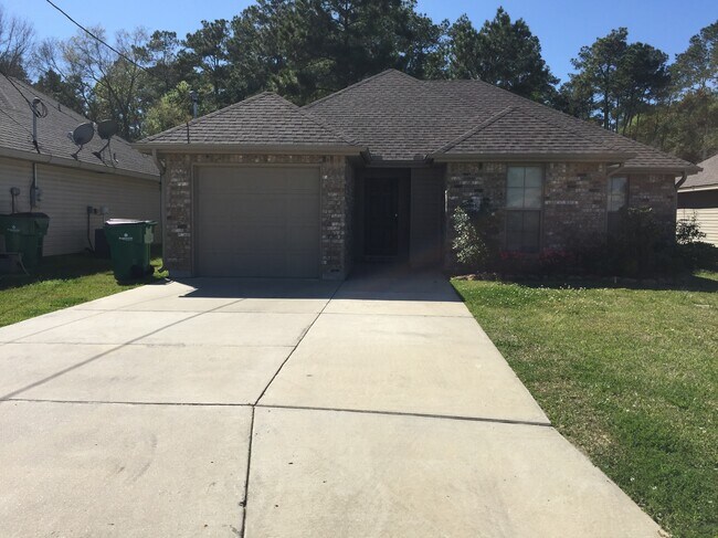 Photo - 6585 Westwood Village Drive