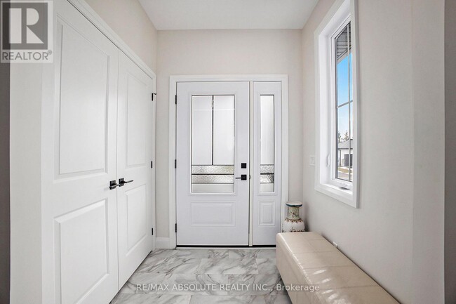 Photo - 18 Morrison Dr