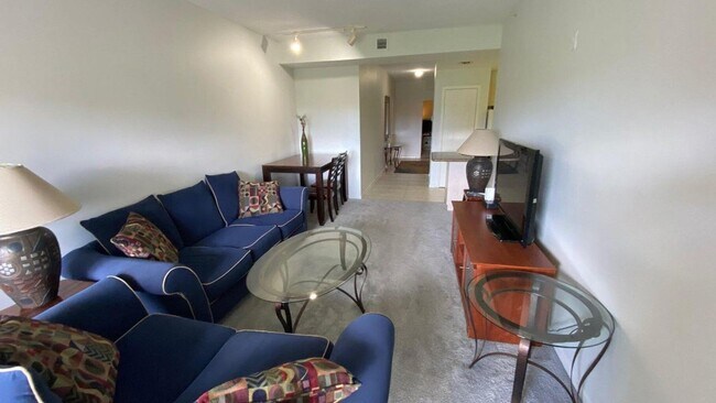 Photo - 2060 Greenview Shores Blvd