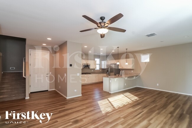 Photo - 5115 E Greenway St