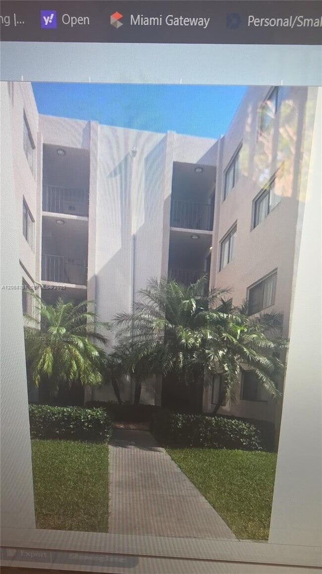 Building Photo - 8650 SW 133rd Avenue Rd Unit 208