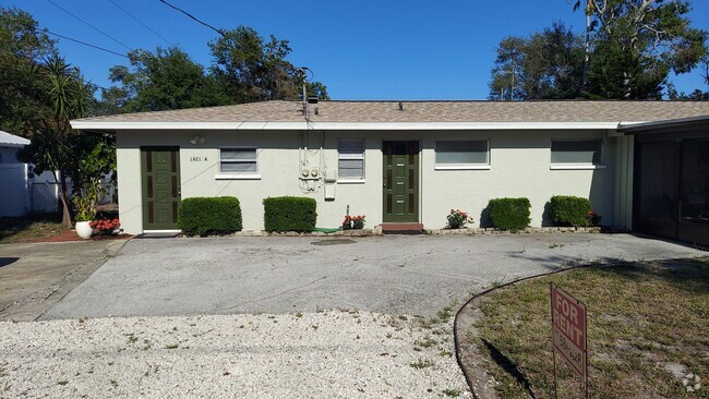 Building Photo - 1821 Shirley Ln Unit 1821 A Rental