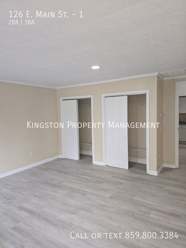 Photo - 126 E Main St Unidad 1