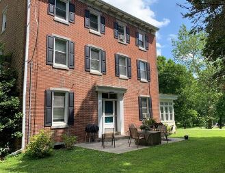 Building Photo - 3515 Goshen Rd Unit 1A (side)