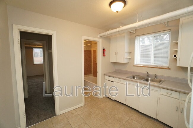 Photo - 501 Colorado Blvd Unidad #6