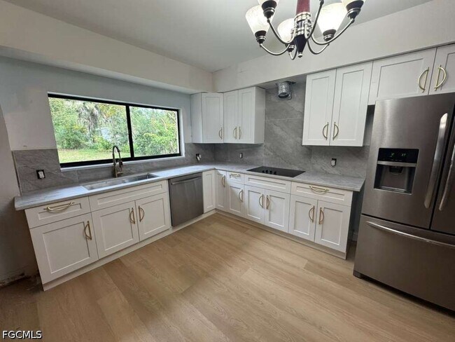Photo - 3745 27th Ave SW