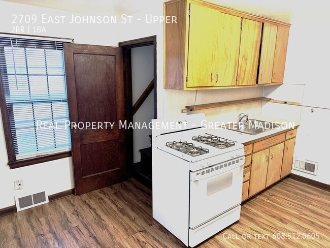 Photo - 2709 E Johnson St Unit Upper